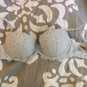 Victoria’s Secret pink eyelash lace push up bra